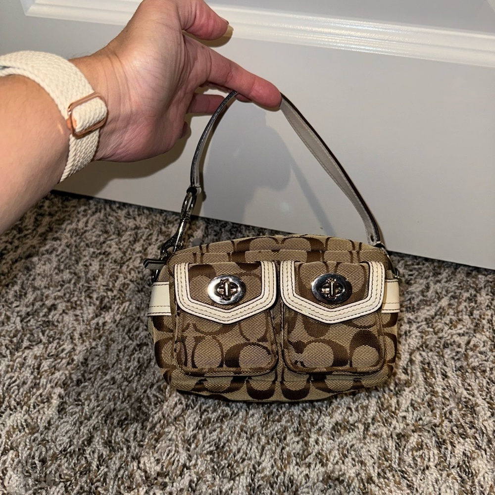 Mini coach handbag